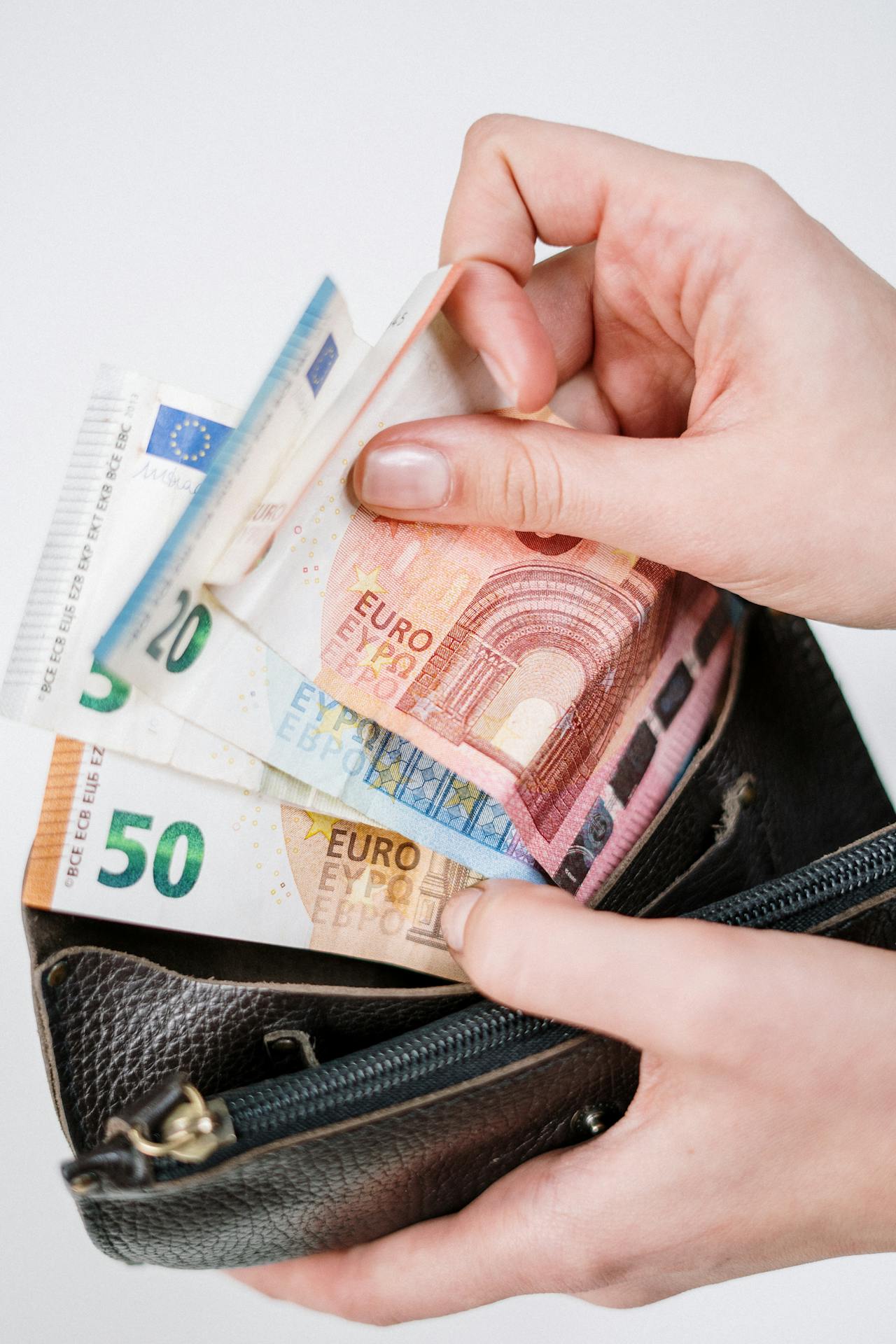 Wann muss die Miete gezahlt werden? Fälligkeit, dritter Werktag und Folgen